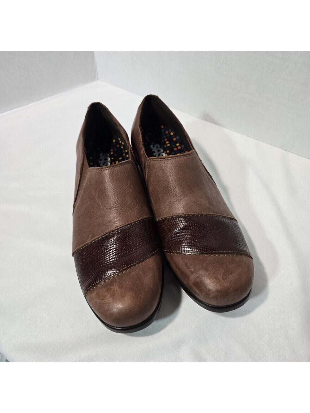 SAS Nora Slip On Loafer in Auburn Lizard Brown Leather Women’s 9M